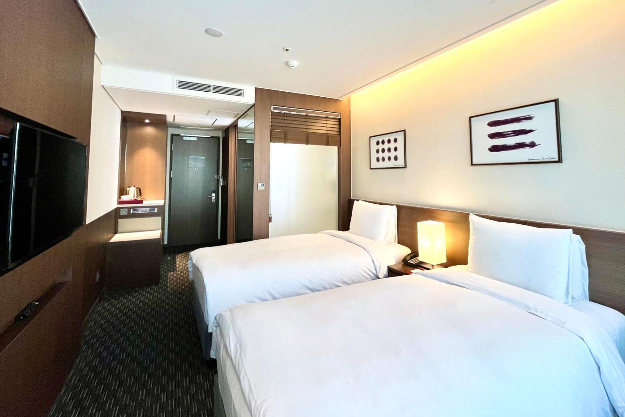 Ramada Encore By Wyndham Busan Station Dış mekan fotoğraf