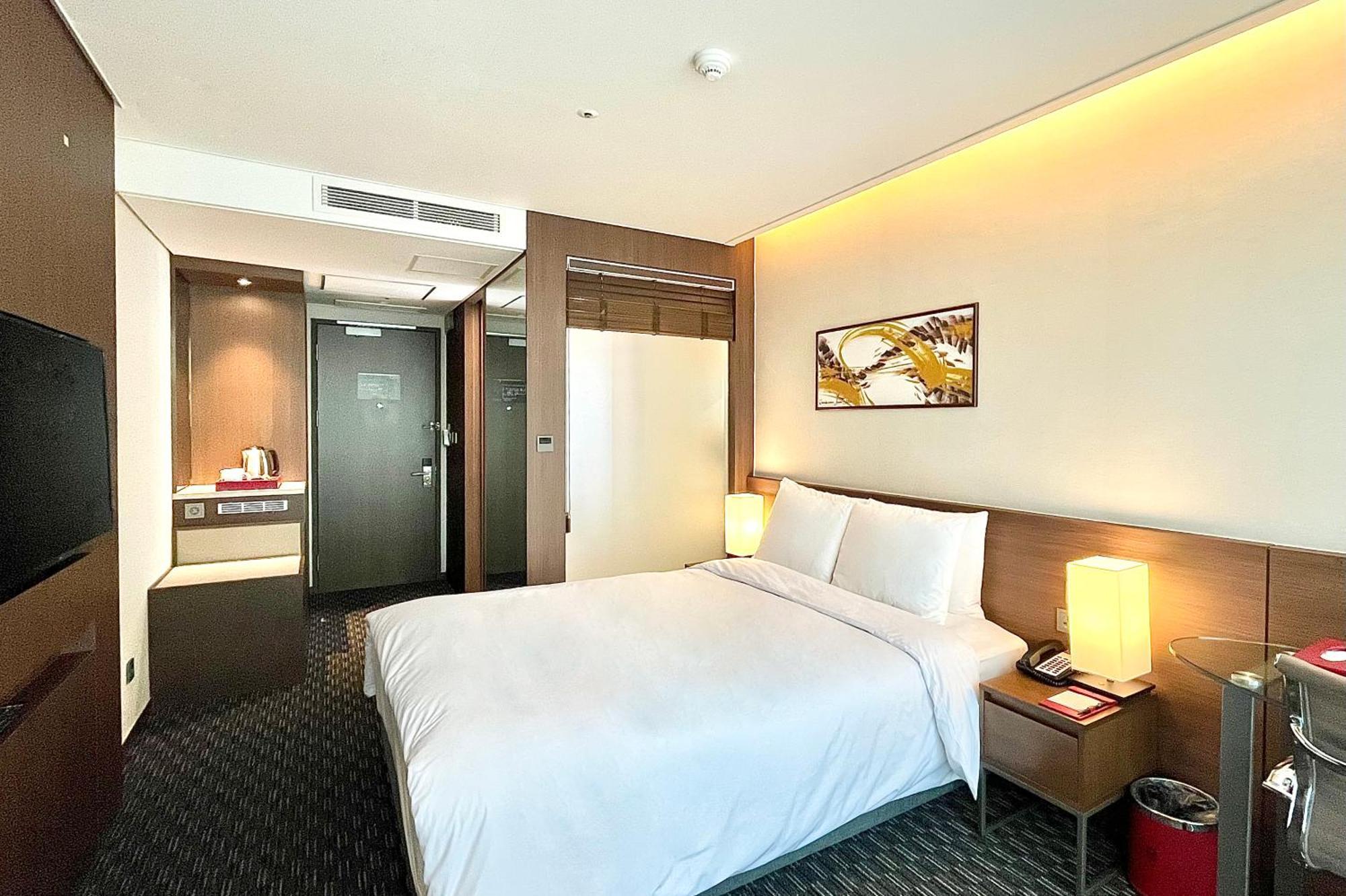 Ramada Encore By Wyndham Busan Station Dış mekan fotoğraf